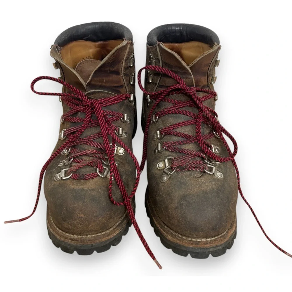 Vintage Vasque Mountaineering Hiking Boots Mens 10.5 D Brown Leather Lace Up